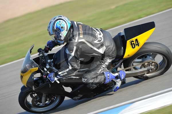 Motorcycle action photographs;Trackday digital images;donington;donington park leicestershire;donington photographs;event digital images;eventdigitalimages;no limits trackday;peter wileman photography;trackday;trackday photos