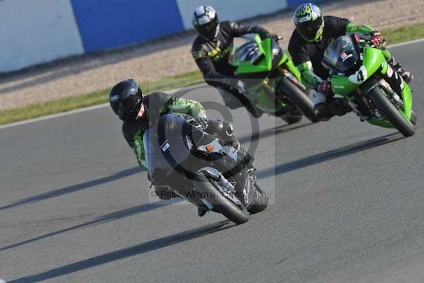 Motorcycle action photographs;Trackday digital images;donington;donington park leicestershire;donington photographs;event digital images;eventdigitalimages;no limits trackday;peter wileman photography;trackday;trackday photos