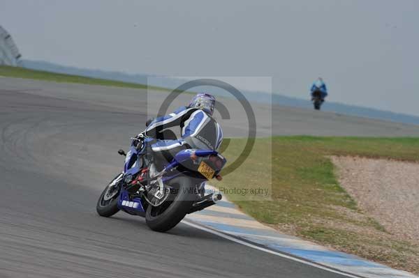Motorcycle action photographs;Trackday digital images;donington;donington park leicestershire;donington photographs;event digital images;eventdigitalimages;no limits trackday;peter wileman photography;trackday;trackday photos