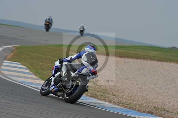 Motorcycle action photographs;Trackday digital images;donington;donington park leicestershire;donington photographs;event digital images;eventdigitalimages;no limits trackday;peter wileman photography;trackday;trackday photos