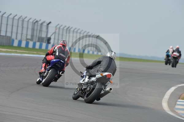 Motorcycle action photographs;Trackday digital images;donington;donington park leicestershire;donington photographs;event digital images;eventdigitalimages;no limits trackday;peter wileman photography;trackday;trackday photos