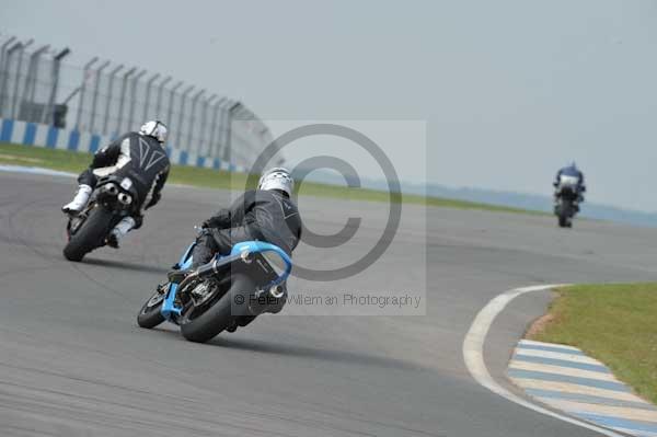 Motorcycle action photographs;Trackday digital images;donington;donington park leicestershire;donington photographs;event digital images;eventdigitalimages;no limits trackday;peter wileman photography;trackday;trackday photos