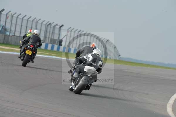 Motorcycle action photographs;Trackday digital images;donington;donington park leicestershire;donington photographs;event digital images;eventdigitalimages;no limits trackday;peter wileman photography;trackday;trackday photos
