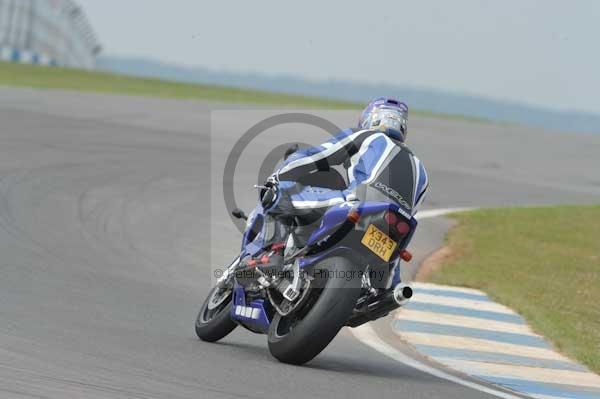 Motorcycle action photographs;Trackday digital images;donington;donington park leicestershire;donington photographs;event digital images;eventdigitalimages;no limits trackday;peter wileman photography;trackday;trackday photos