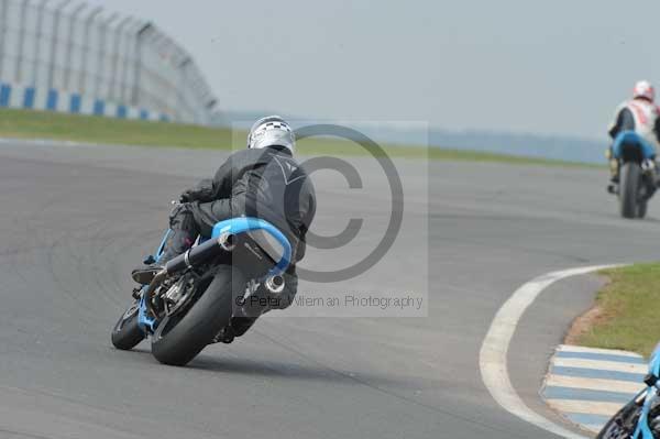 Motorcycle action photographs;Trackday digital images;donington;donington park leicestershire;donington photographs;event digital images;eventdigitalimages;no limits trackday;peter wileman photography;trackday;trackday photos