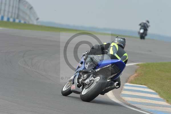 Motorcycle action photographs;Trackday digital images;donington;donington park leicestershire;donington photographs;event digital images;eventdigitalimages;no limits trackday;peter wileman photography;trackday;trackday photos