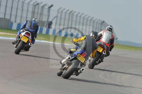 Motorcycle action photographs;Trackday digital images;donington;donington park leicestershire;donington photographs;event digital images;eventdigitalimages;no limits trackday;peter wileman photography;trackday;trackday photos