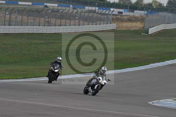 Motorcycle action photographs;Trackday digital images;donington;donington park leicestershire;donington photographs;event digital images;eventdigitalimages;no limits trackday;peter wileman photography;trackday;trackday photos