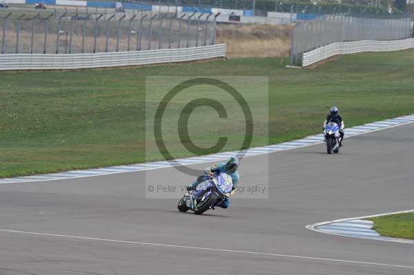 Motorcycle action photographs;Trackday digital images;donington;donington park leicestershire;donington photographs;event digital images;eventdigitalimages;no limits trackday;peter wileman photography;trackday;trackday photos