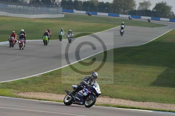 Motorcycle action photographs;Trackday digital images;donington;donington park leicestershire;donington photographs;event digital images;eventdigitalimages;no limits trackday;peter wileman photography;trackday;trackday photos