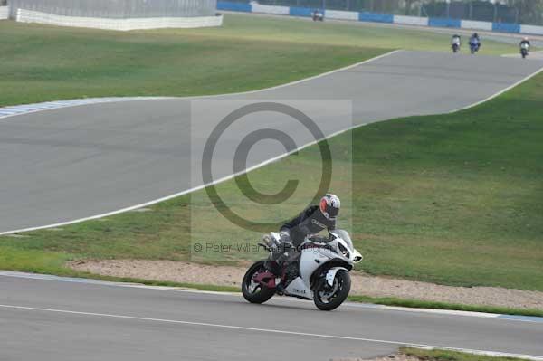Motorcycle action photographs;Trackday digital images;donington;donington park leicestershire;donington photographs;event digital images;eventdigitalimages;no limits trackday;peter wileman photography;trackday;trackday photos