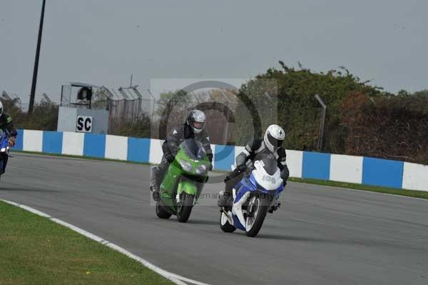 Motorcycle action photographs;Trackday digital images;donington;donington park leicestershire;donington photographs;event digital images;eventdigitalimages;no limits trackday;peter wileman photography;trackday;trackday photos
