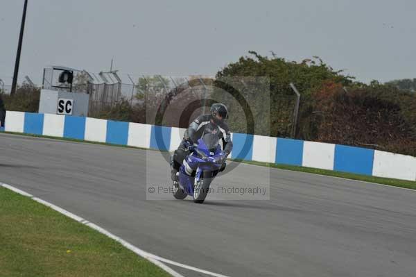 Motorcycle action photographs;Trackday digital images;donington;donington park leicestershire;donington photographs;event digital images;eventdigitalimages;no limits trackday;peter wileman photography;trackday;trackday photos