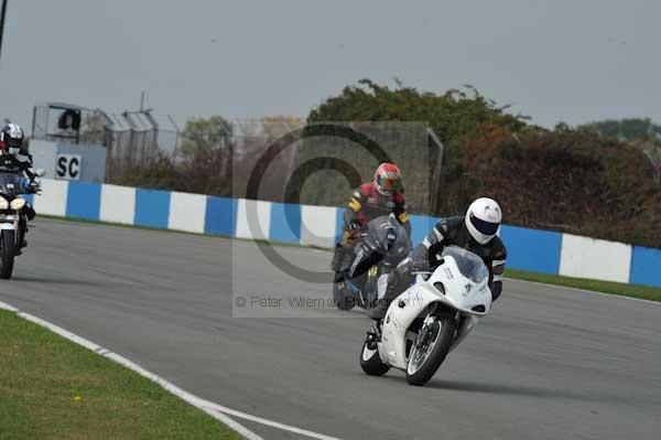 Motorcycle action photographs;Trackday digital images;donington;donington park leicestershire;donington photographs;event digital images;eventdigitalimages;no limits trackday;peter wileman photography;trackday;trackday photos