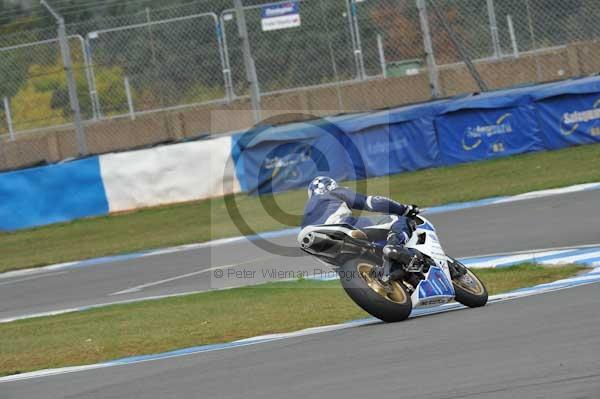 Motorcycle action photographs;Trackday digital images;donington;donington park leicestershire;donington photographs;event digital images;eventdigitalimages;no limits trackday;peter wileman photography;trackday;trackday photos