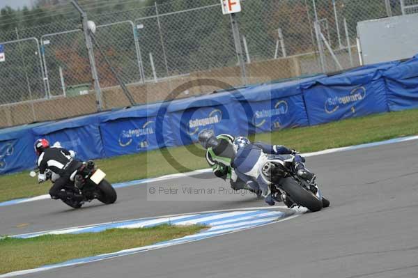 Motorcycle action photographs;Trackday digital images;donington;donington park leicestershire;donington photographs;event digital images;eventdigitalimages;no limits trackday;peter wileman photography;trackday;trackday photos