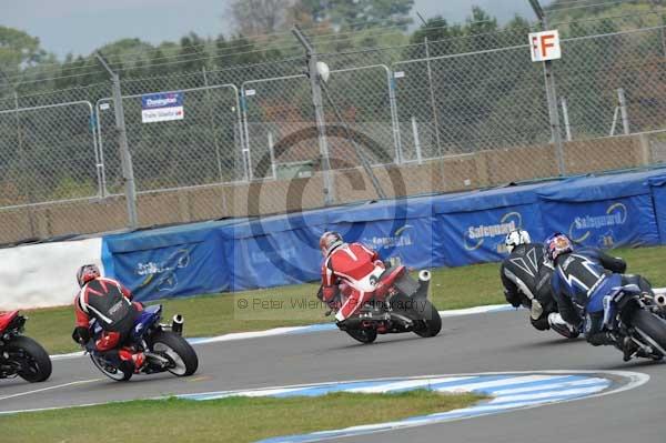 Motorcycle action photographs;Trackday digital images;donington;donington park leicestershire;donington photographs;event digital images;eventdigitalimages;no limits trackday;peter wileman photography;trackday;trackday photos