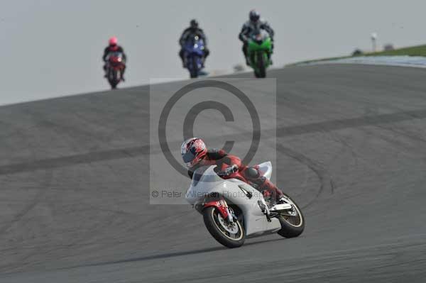 Motorcycle action photographs;Trackday digital images;donington;donington park leicestershire;donington photographs;event digital images;eventdigitalimages;no limits trackday;peter wileman photography;trackday;trackday photos