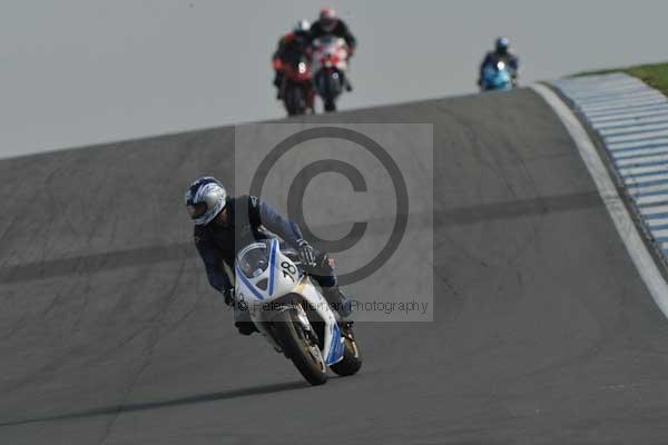 Motorcycle action photographs;Trackday digital images;donington;donington park leicestershire;donington photographs;event digital images;eventdigitalimages;no limits trackday;peter wileman photography;trackday;trackday photos