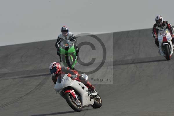 Motorcycle action photographs;Trackday digital images;donington;donington park leicestershire;donington photographs;event digital images;eventdigitalimages;no limits trackday;peter wileman photography;trackday;trackday photos