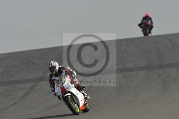 Motorcycle action photographs;Trackday digital images;donington;donington park leicestershire;donington photographs;event digital images;eventdigitalimages;no limits trackday;peter wileman photography;trackday;trackday photos