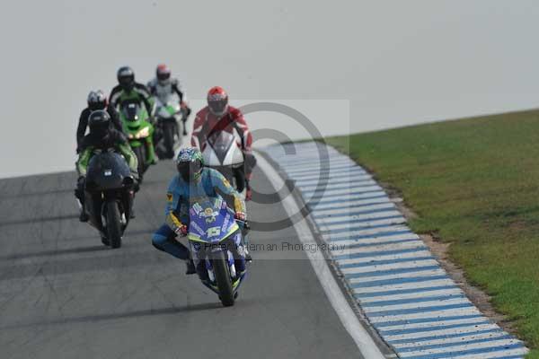 Motorcycle action photographs;Trackday digital images;donington;donington park leicestershire;donington photographs;event digital images;eventdigitalimages;no limits trackday;peter wileman photography;trackday;trackday photos