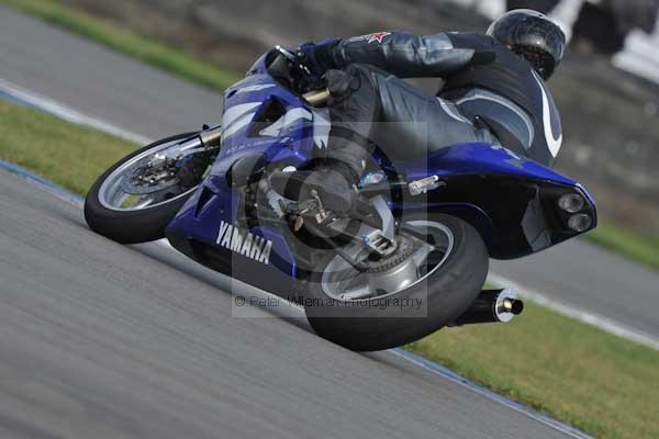 Motorcycle action photographs;Trackday digital images;donington;donington park leicestershire;donington photographs;event digital images;eventdigitalimages;no limits trackday;peter wileman photography;trackday;trackday photos