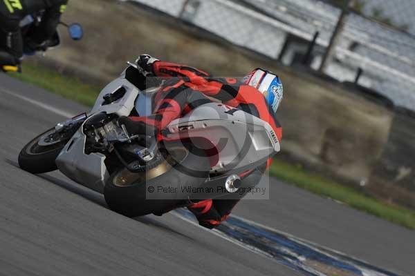 Motorcycle action photographs;Trackday digital images;donington;donington park leicestershire;donington photographs;event digital images;eventdigitalimages;no limits trackday;peter wileman photography;trackday;trackday photos