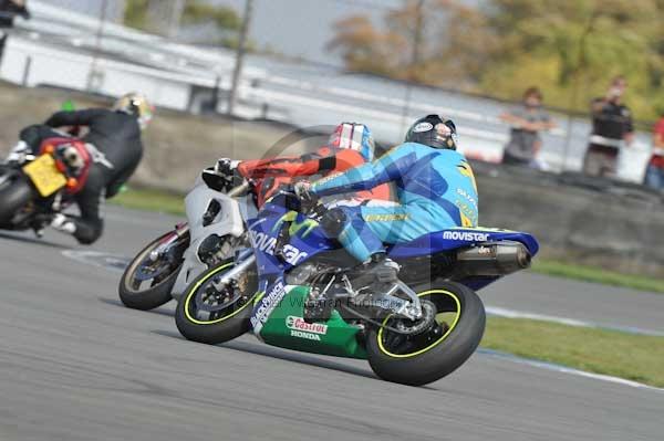 Motorcycle action photographs;Trackday digital images;donington;donington park leicestershire;donington photographs;event digital images;eventdigitalimages;no limits trackday;peter wileman photography;trackday;trackday photos