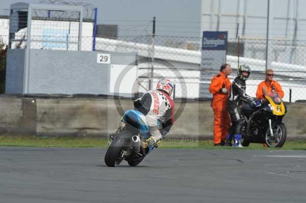 Motorcycle action photographs;Trackday digital images;donington;donington park leicestershire;donington photographs;event digital images;eventdigitalimages;no limits trackday;peter wileman photography;trackday;trackday photos