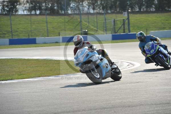 Motorcycle action photographs;Trackday digital images;donington;donington park leicestershire;donington photographs;event digital images;eventdigitalimages;no limits trackday;peter wileman photography;trackday;trackday photos