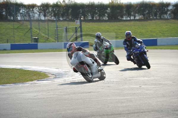 Motorcycle action photographs;Trackday digital images;donington;donington park leicestershire;donington photographs;event digital images;eventdigitalimages;no limits trackday;peter wileman photography;trackday;trackday photos