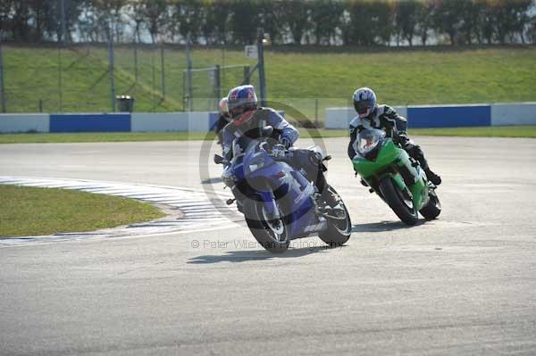 Motorcycle action photographs;Trackday digital images;donington;donington park leicestershire;donington photographs;event digital images;eventdigitalimages;no limits trackday;peter wileman photography;trackday;trackday photos