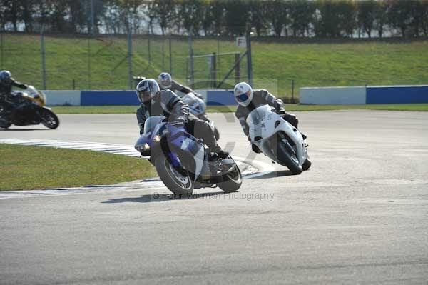 Motorcycle action photographs;Trackday digital images;donington;donington park leicestershire;donington photographs;event digital images;eventdigitalimages;no limits trackday;peter wileman photography;trackday;trackday photos