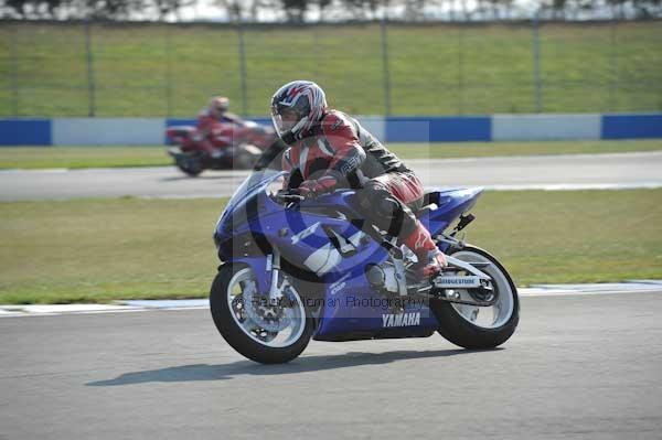 Motorcycle action photographs;Trackday digital images;donington;donington park leicestershire;donington photographs;event digital images;eventdigitalimages;no limits trackday;peter wileman photography;trackday;trackday photos