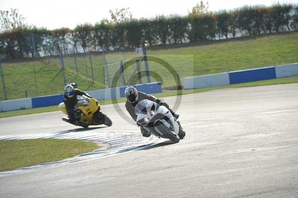 Motorcycle action photographs;Trackday digital images;donington;donington park leicestershire;donington photographs;event digital images;eventdigitalimages;no limits trackday;peter wileman photography;trackday;trackday photos