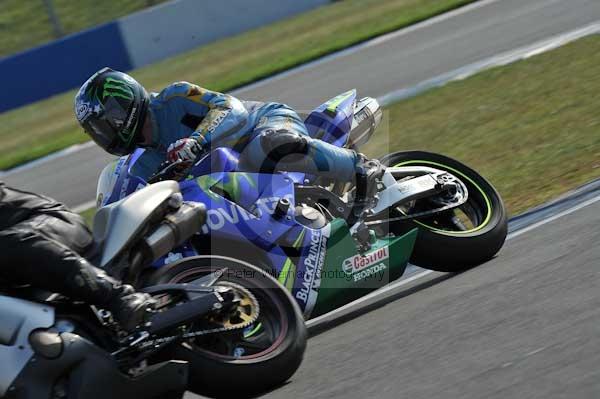 Motorcycle action photographs;Trackday digital images;donington;donington park leicestershire;donington photographs;event digital images;eventdigitalimages;no limits trackday;peter wileman photography;trackday;trackday photos