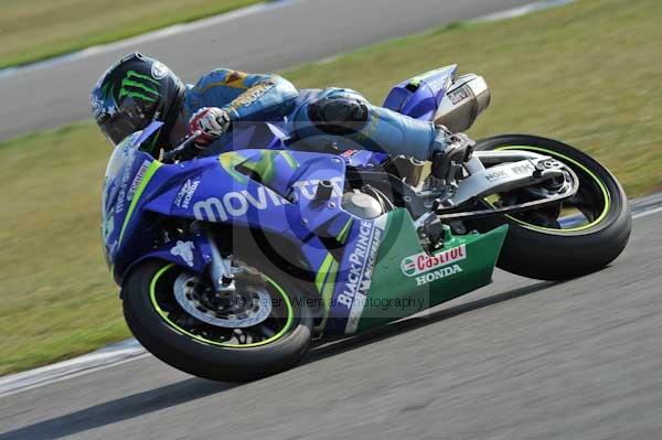 Motorcycle action photographs;Trackday digital images;donington;donington park leicestershire;donington photographs;event digital images;eventdigitalimages;no limits trackday;peter wileman photography;trackday;trackday photos