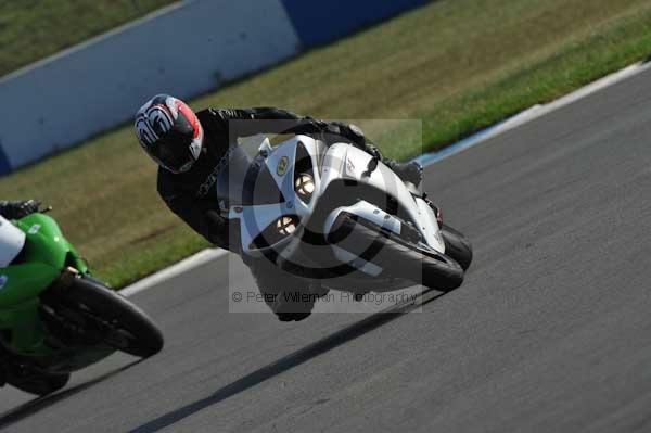 Motorcycle action photographs;Trackday digital images;donington;donington park leicestershire;donington photographs;event digital images;eventdigitalimages;no limits trackday;peter wileman photography;trackday;trackday photos