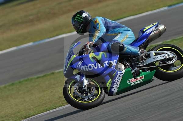Motorcycle action photographs;Trackday digital images;donington;donington park leicestershire;donington photographs;event digital images;eventdigitalimages;no limits trackday;peter wileman photography;trackday;trackday photos