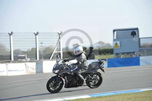 Motorcycle action photographs;Trackday digital images;donington;donington park leicestershire;donington photographs;event digital images;eventdigitalimages;no limits trackday;peter wileman photography;trackday;trackday photos