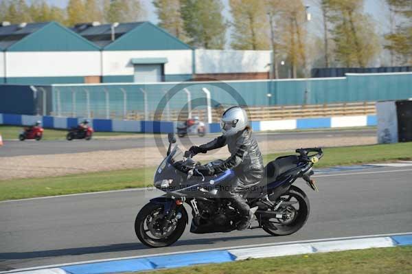Motorcycle action photographs;Trackday digital images;donington;donington park leicestershire;donington photographs;event digital images;eventdigitalimages;no limits trackday;peter wileman photography;trackday;trackday photos