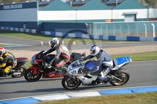 Motorcycle action photographs;Trackday digital images;donington;donington park leicestershire;donington photographs;event digital images;eventdigitalimages;no limits trackday;peter wileman photography;trackday;trackday photos