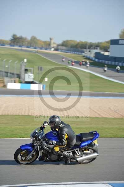 Motorcycle action photographs;Trackday digital images;donington;donington park leicestershire;donington photographs;event digital images;eventdigitalimages;no limits trackday;peter wileman photography;trackday;trackday photos