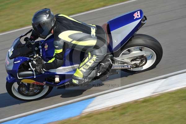 Motorcycle action photographs;Trackday digital images;donington;donington park leicestershire;donington photographs;event digital images;eventdigitalimages;no limits trackday;peter wileman photography;trackday;trackday photos