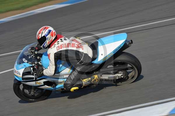 Motorcycle action photographs;Trackday digital images;donington;donington park leicestershire;donington photographs;event digital images;eventdigitalimages;no limits trackday;peter wileman photography;trackday;trackday photos