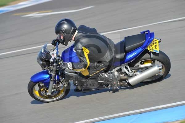 Motorcycle action photographs;Trackday digital images;donington;donington park leicestershire;donington photographs;event digital images;eventdigitalimages;no limits trackday;peter wileman photography;trackday;trackday photos