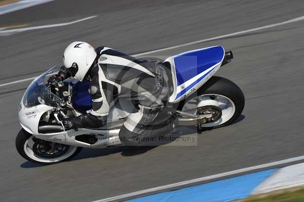 Motorcycle action photographs;Trackday digital images;donington;donington park leicestershire;donington photographs;event digital images;eventdigitalimages;no limits trackday;peter wileman photography;trackday;trackday photos