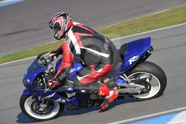 Motorcycle action photographs;Trackday digital images;donington;donington park leicestershire;donington photographs;event digital images;eventdigitalimages;no limits trackday;peter wileman photography;trackday;trackday photos