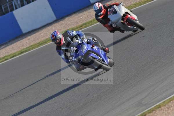 Motorcycle action photographs;Trackday digital images;donington;donington park leicestershire;donington photographs;event digital images;eventdigitalimages;no limits trackday;peter wileman photography;trackday;trackday photos